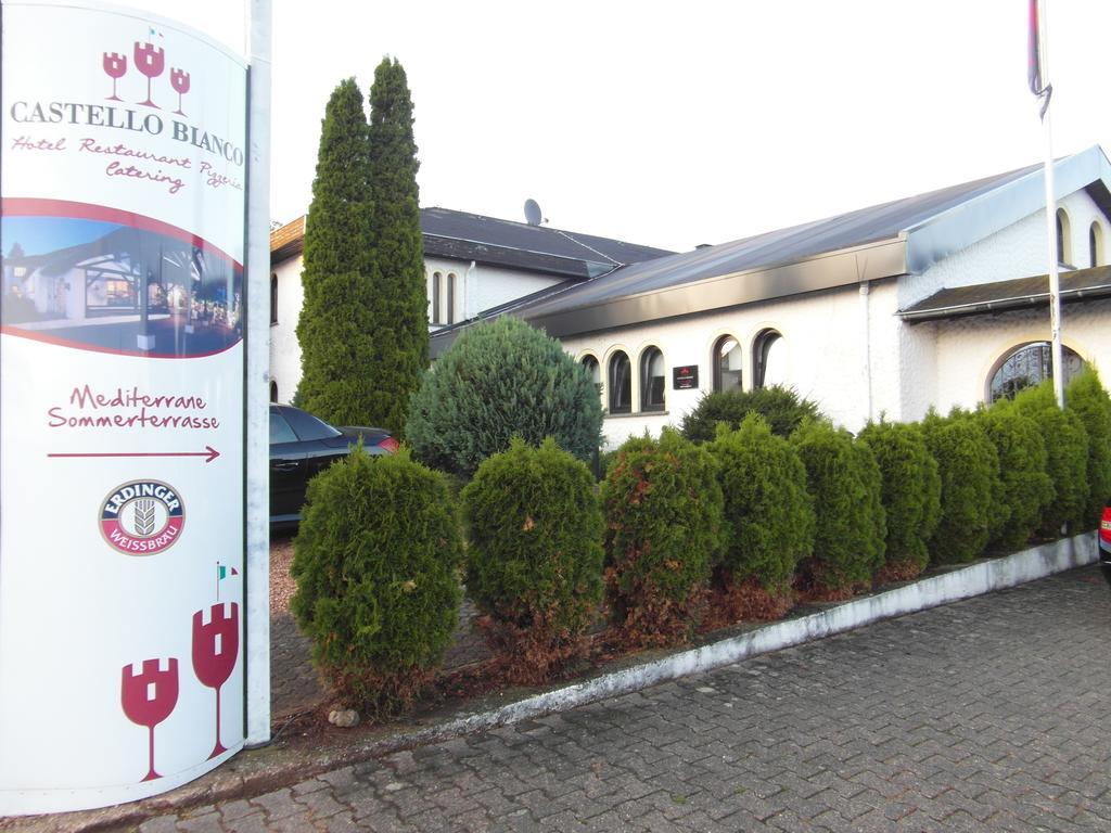 Castello Bianco Otel Wadern Dış mekan fotoğraf