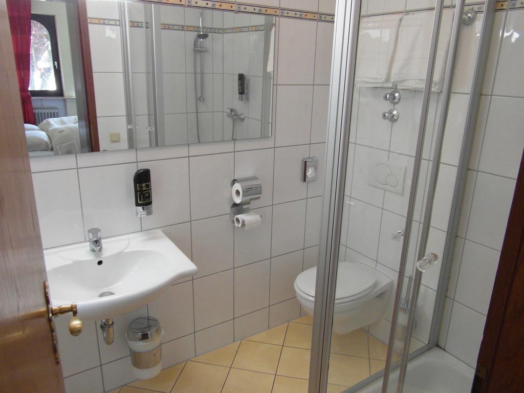Castello Bianco Otel Wadern Dış mekan fotoğraf