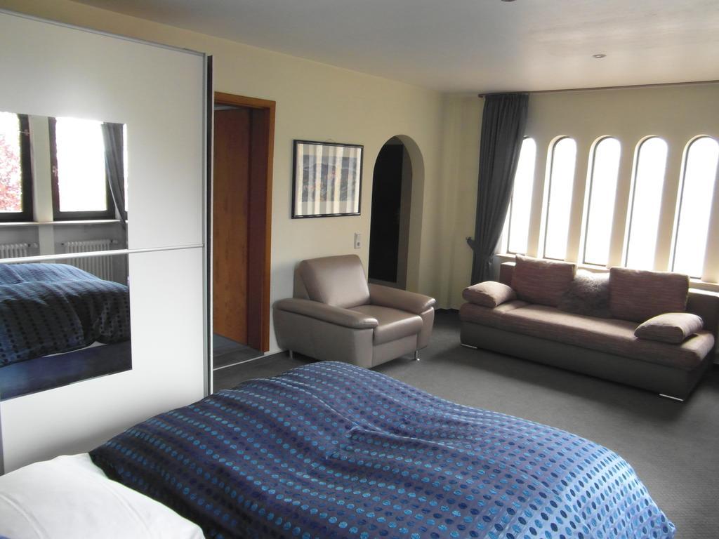 Castello Bianco Otel Wadern Dış mekan fotoğraf