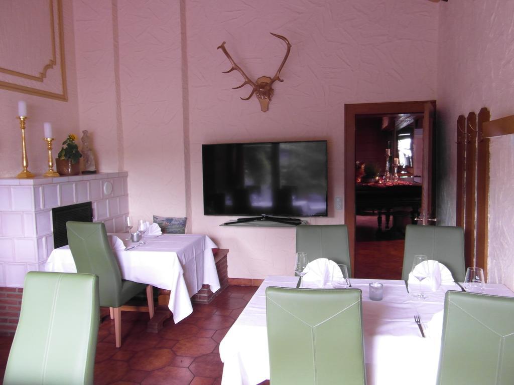 Castello Bianco Otel Wadern Dış mekan fotoğraf