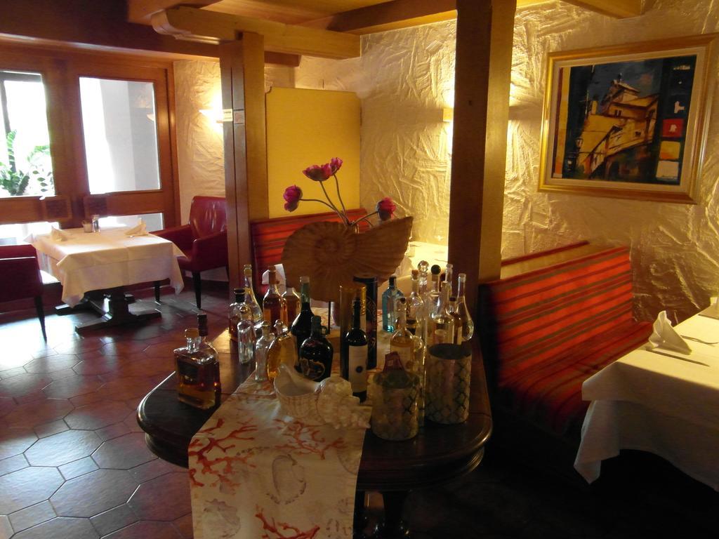 Castello Bianco Otel Wadern Dış mekan fotoğraf