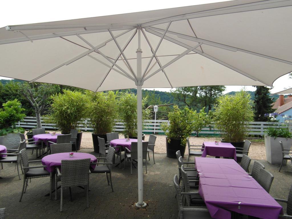 Castello Bianco Otel Wadern Dış mekan fotoğraf